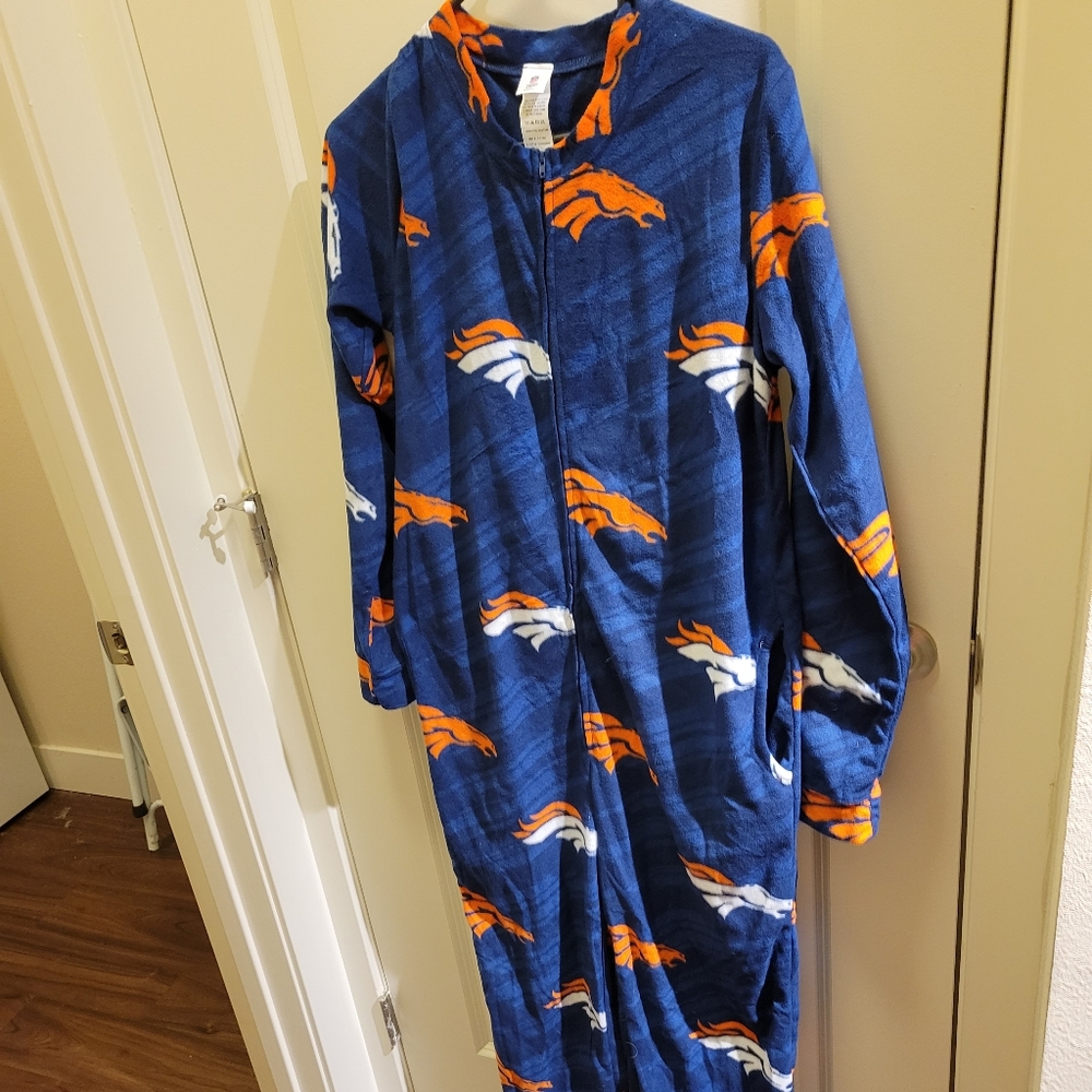 Broncos onezee